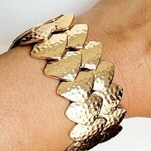 New Directions Hammered Stretch Bracelet Gold Tone NEW Classic Costume Jewelry